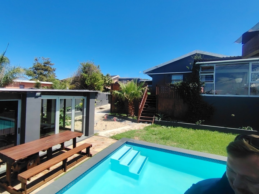 3 Bedroom Property for Sale in Kabega Park Eastern Cape